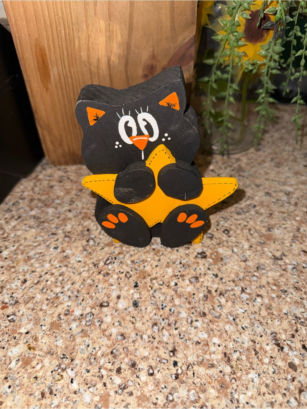 Primitive Wooden Black Cat Holding Star Halloween Shelf Sitter – 4 Inch